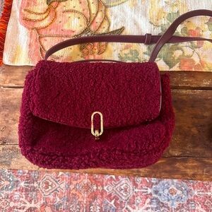 HOLIDAY BAG!! 🎄 Burgundy faux fur Women's Bag